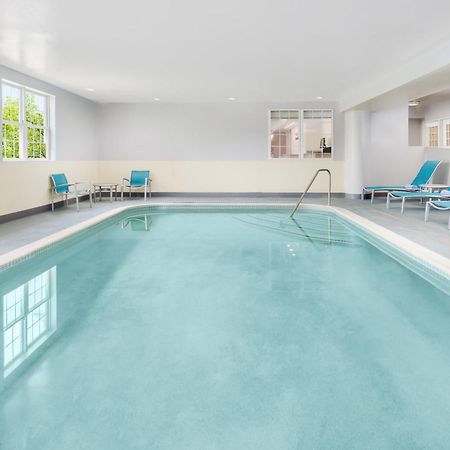 Towneplace Suites Manchester-Boston Regional Airport Екстер'єр фото