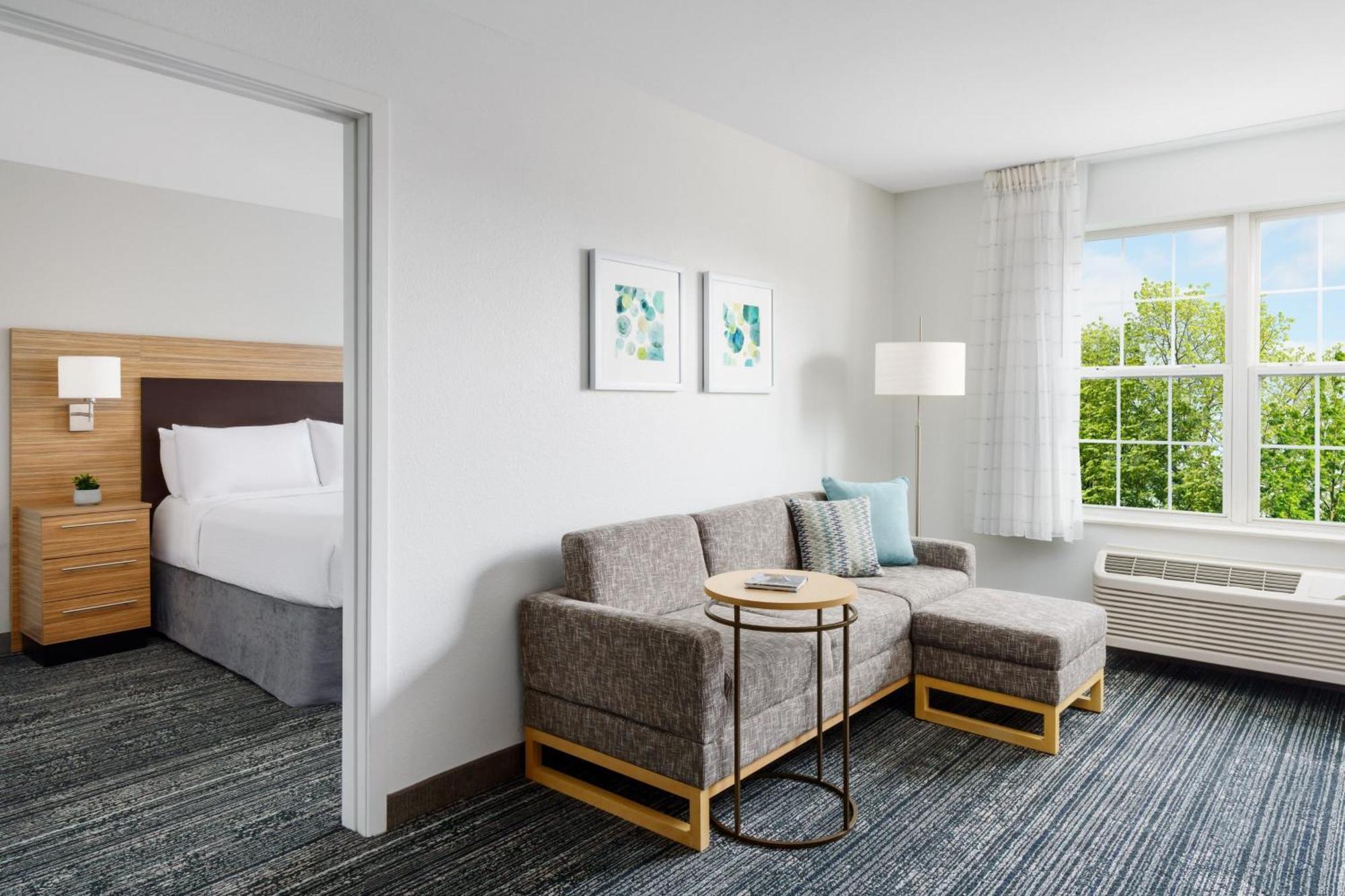 Towneplace Suites Manchester-Boston Regional Airport Екстер'єр фото