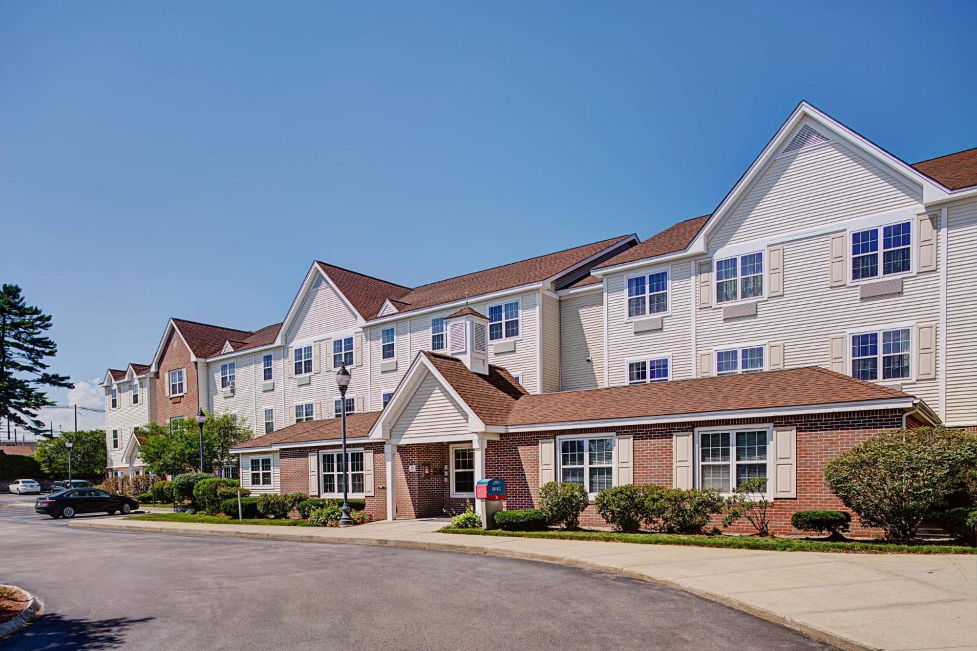 Towneplace Suites Manchester-Boston Regional Airport Екстер'єр фото