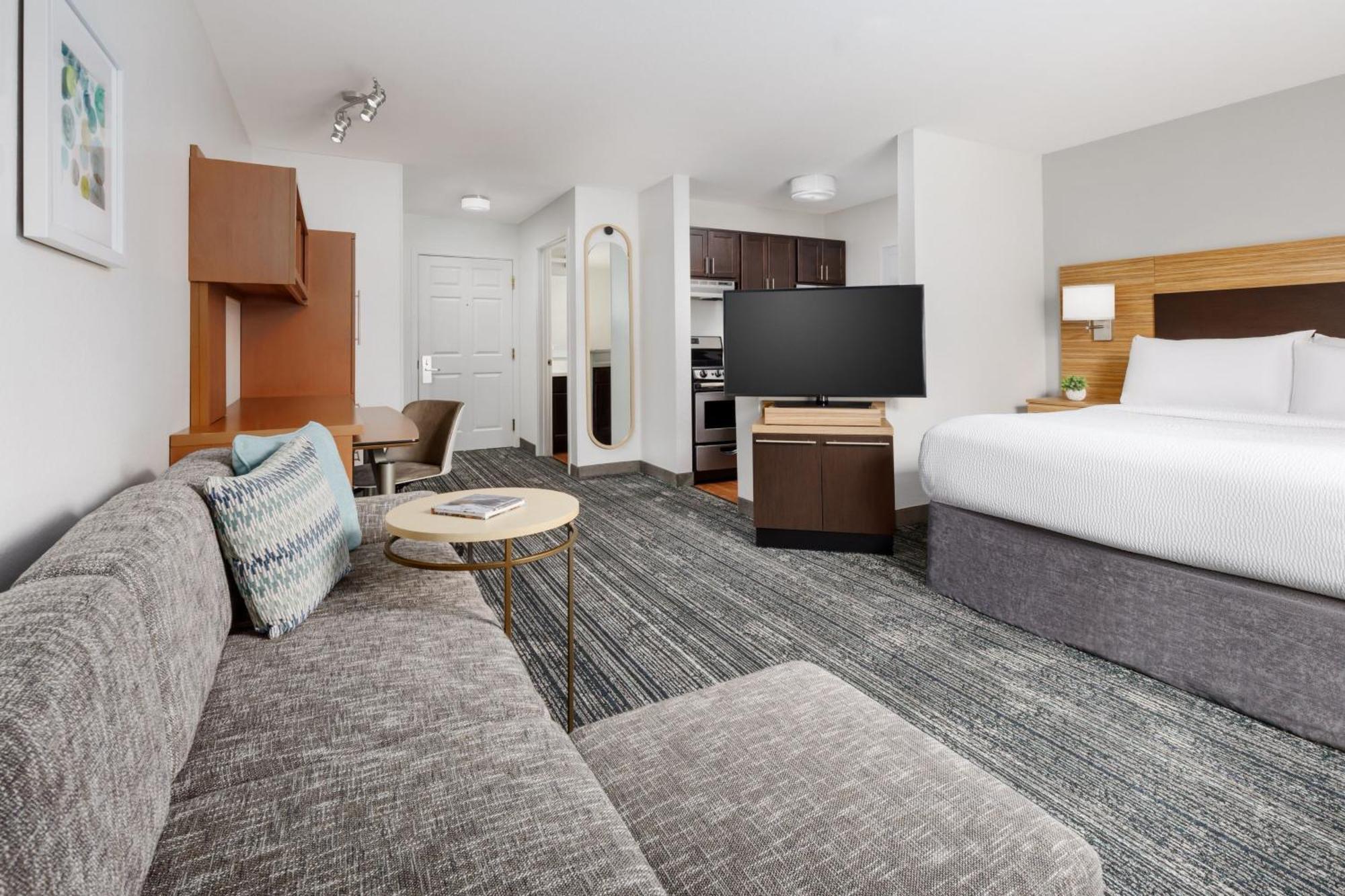Towneplace Suites Manchester-Boston Regional Airport Екстер'єр фото