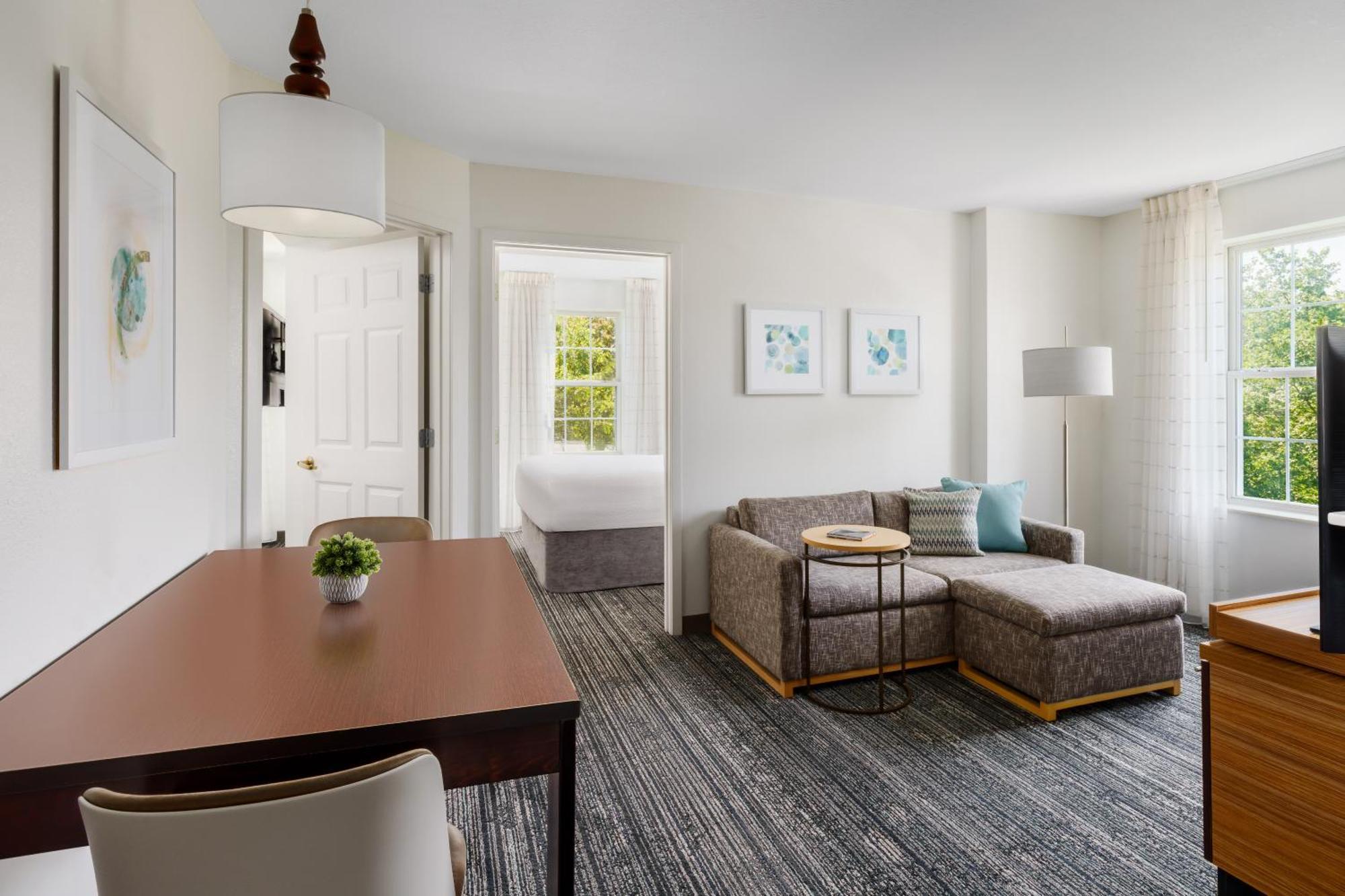 Towneplace Suites Manchester-Boston Regional Airport Екстер'єр фото